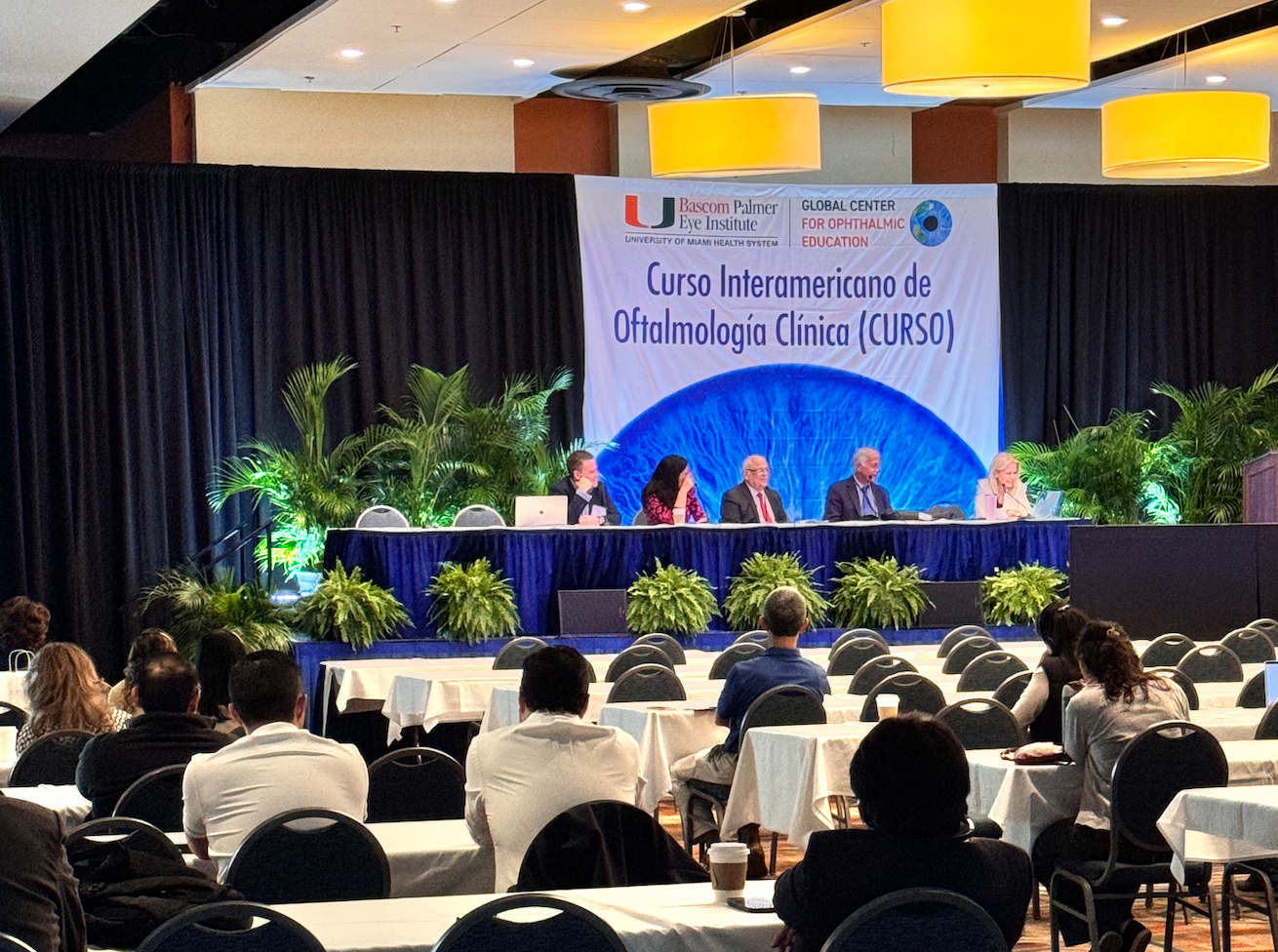 Low Vision Miami presente en el XLVI Curso Interamericano de Oftalmología Clínica