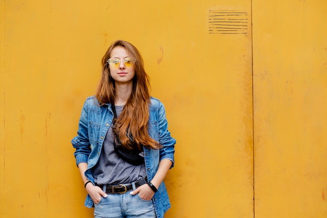 Gafas con Filtro Amarillo para la Baja Visión: Un Respiro para Tus Ojos