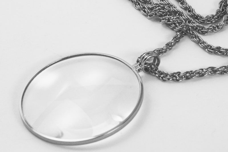Necklace With 4x Magnifier Glass Pendant